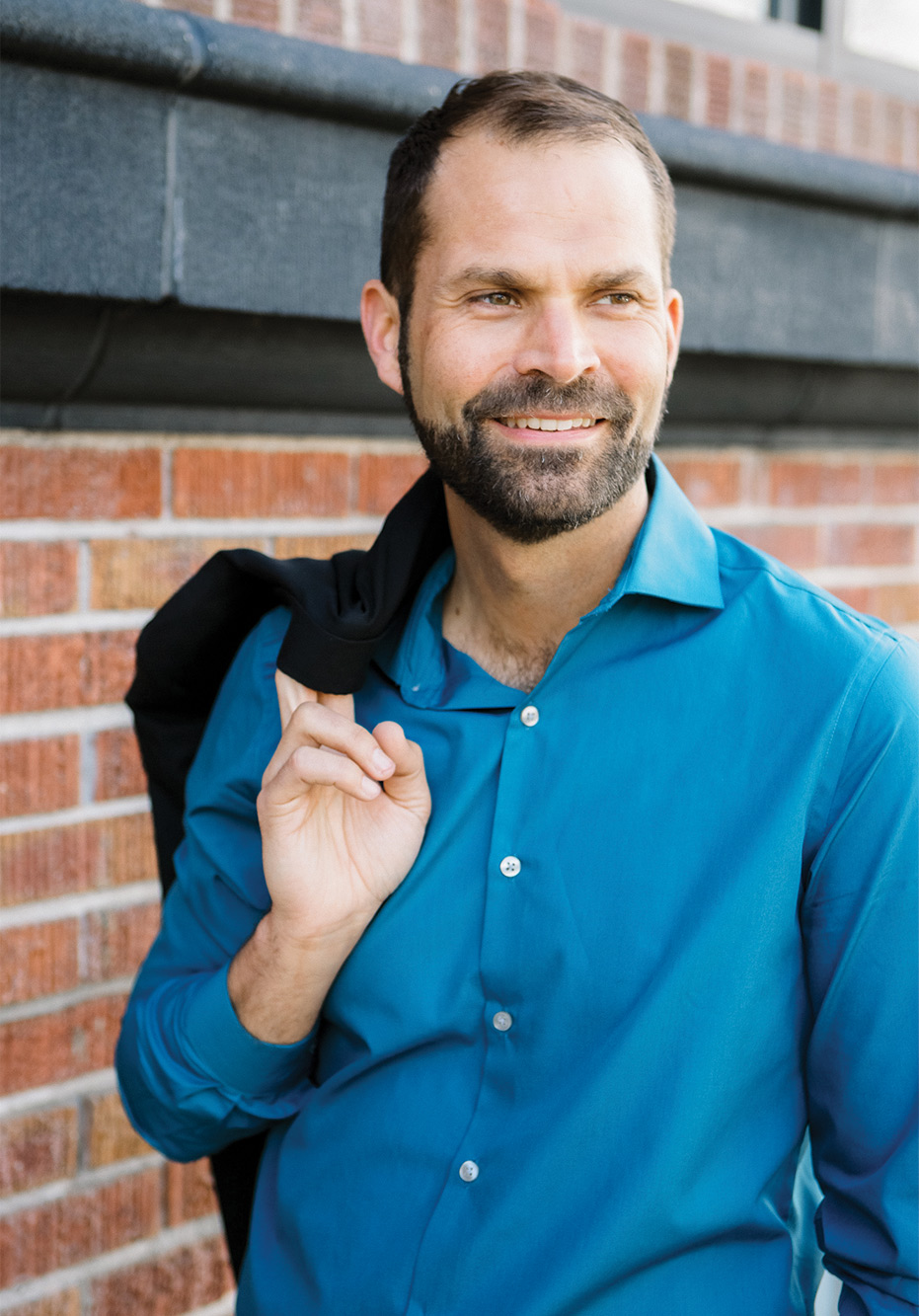 Contact Executive Consultant Michael Wolsten